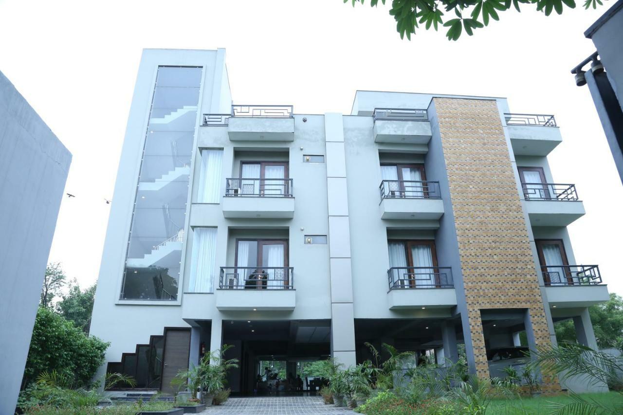 Royal Residence On Sohna Road Delhi  Eksteriør bilde